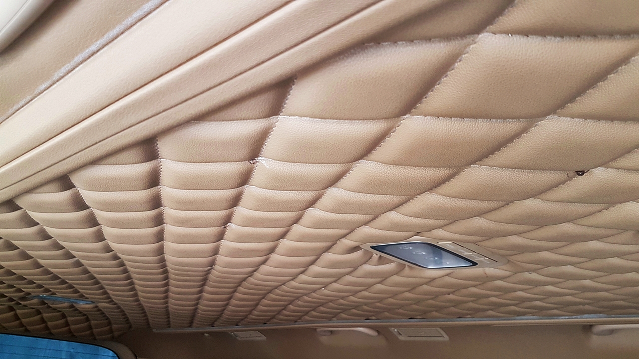 HYUNDAI H-1 DELUXE [ เบาะ vip + ท้าย 60:40 + กุหลังคา + พรม ] - ฮว 8962