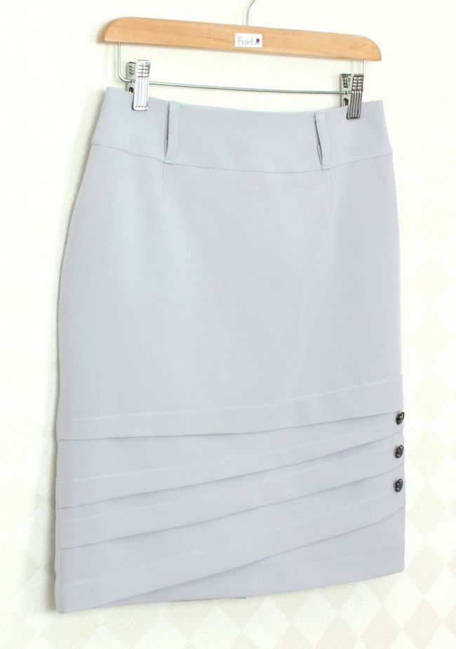 กระโปรงแฟชั่น&ทำงาน กระโปรงสอบ ผ้าไหมอิตาลีสีเทา ชายกระโปรงตีเกร็ดแต่งด้วกระดุม / SK-286