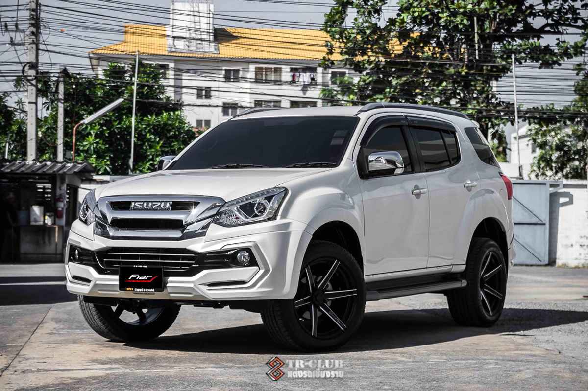ชุดแต่งสเกิร์ตรอบคัน FD-JS MU-X 2017-2019