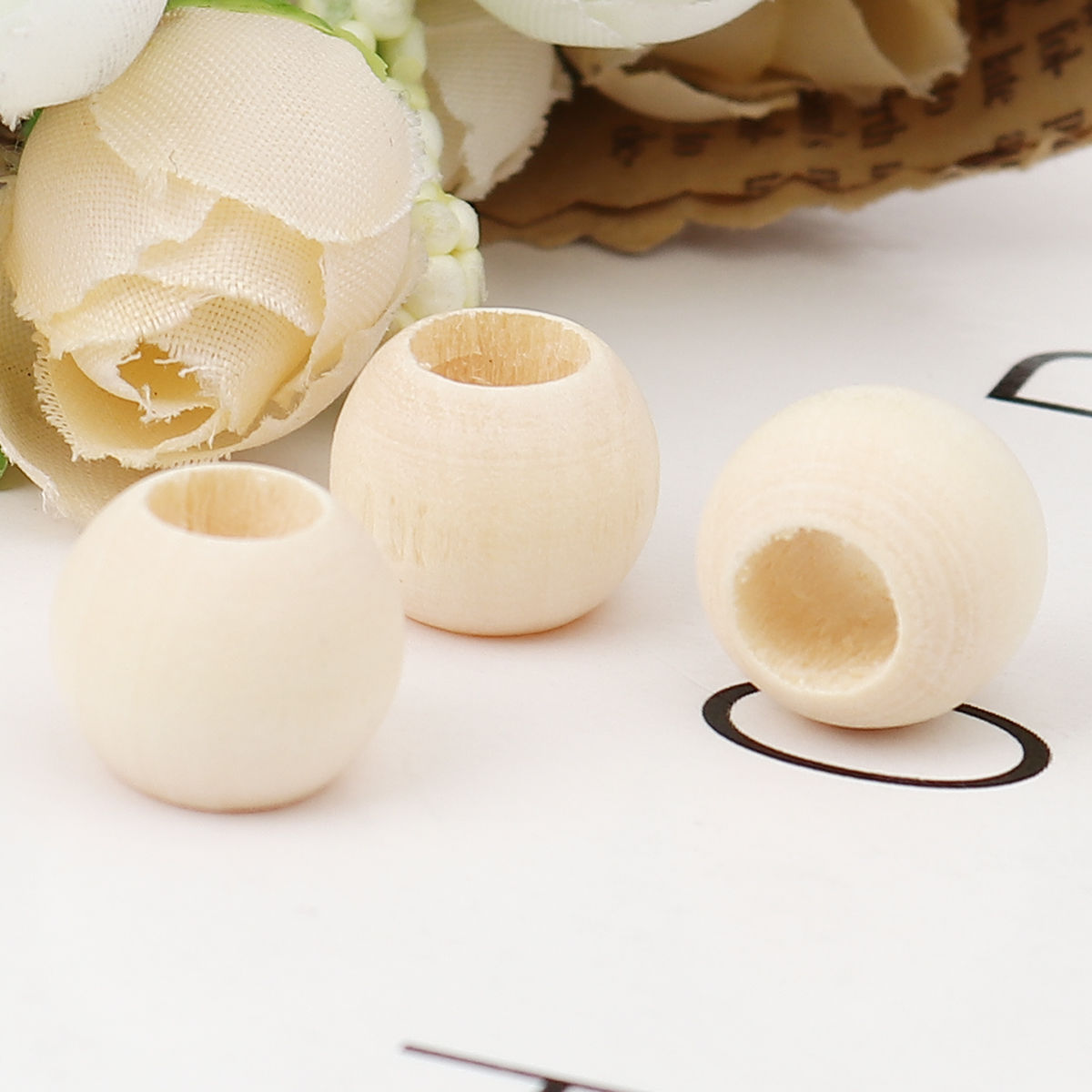 ลูกปัดไม้ธรรมชาติ Hinoki ผิวเรียบ เม็ดกลม รูใหญ่ สีไม้ธรรมชาติ สำหรับงาน DIY เลือกขนาด