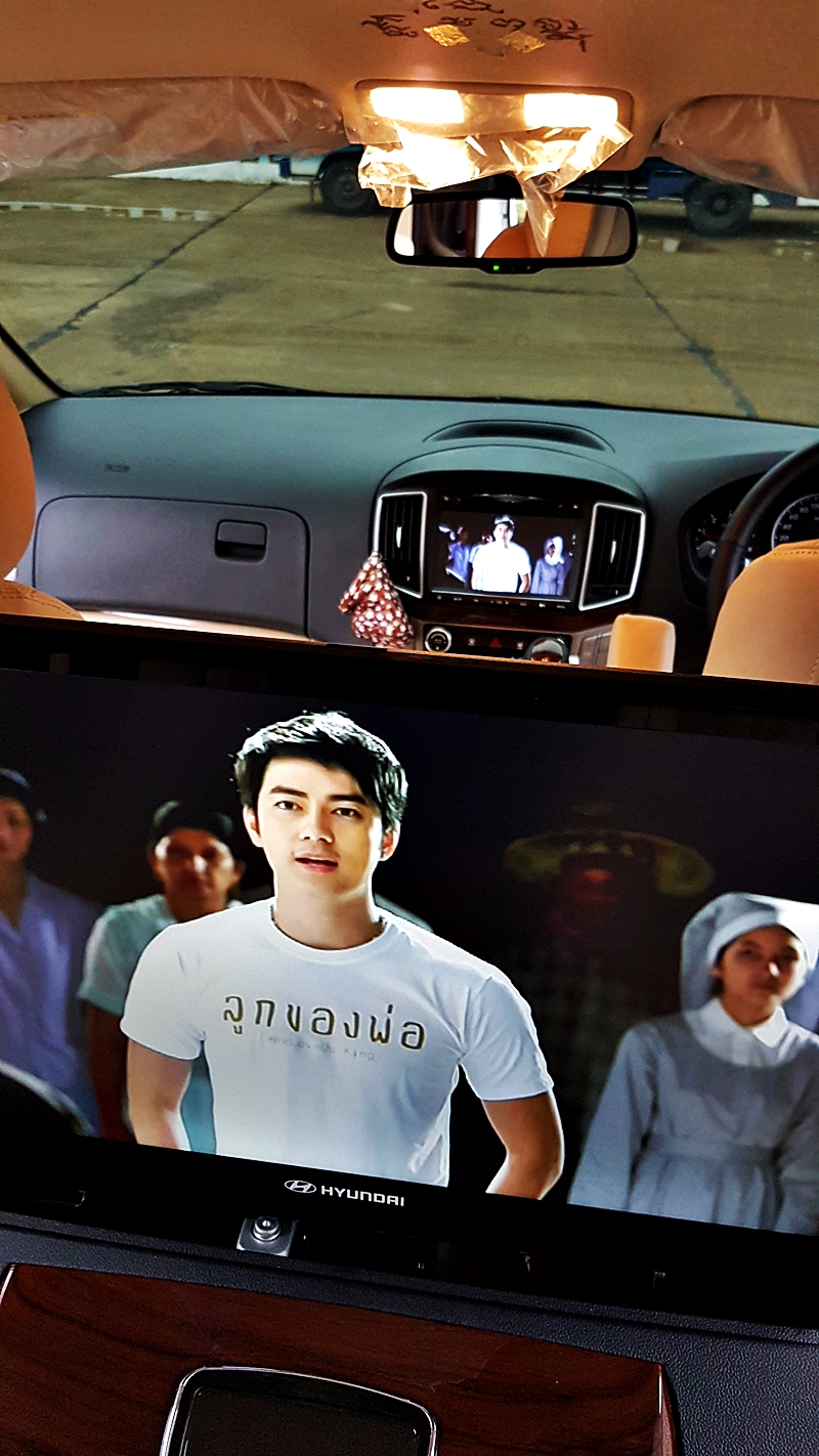 HYUNDAI H-1 STAREX [ ดิจิตอลทีวี Asuka + จานดาวเทียม TRUE HD2 ] { ก 7094 }