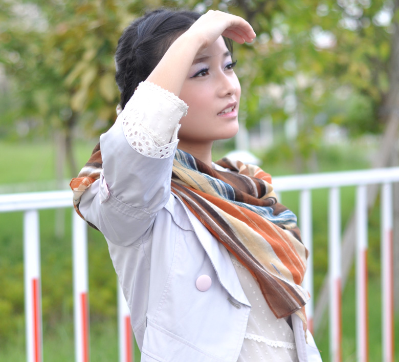 ผ้าพันคอ/คลุมไหล่ Polyester พิมพ์ลาย ขนาด 180cmx110cm(70-7/8"x43-1/4") 1 ชิ้น