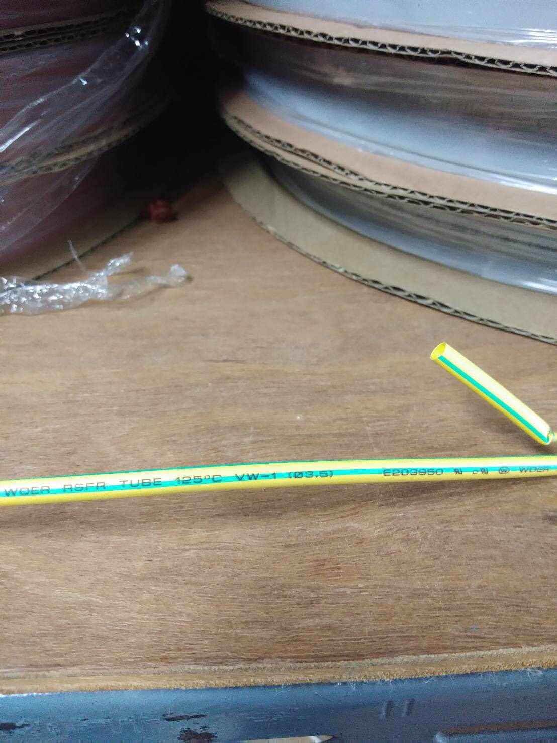 [ 3 เส้น ] HS-017 ท่อหด 17มม Ø17 mm ท่อหดสายไฟ ยาว 1เมตร/เส้น 1meter/pc ท่อหดความร้อน หุ้มสายไฟ หลายขนาด ท่อหด หดได้ 2:1 ท่อหดแบบใช้ความร้อน ท่อหดหุ้มสายไฟ E203950 WOER RSFR-H TUBE 125°C VW-1 H Heat Shrinking Heat Shrink Tube Wrap Wire Cable