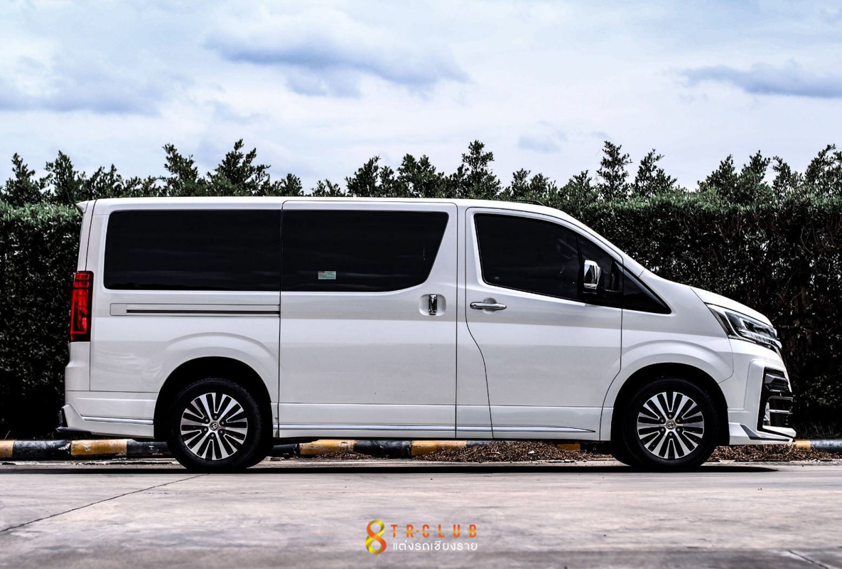 ชุดแต่งรอบคัน AKC : TOYOTA MAJESTY