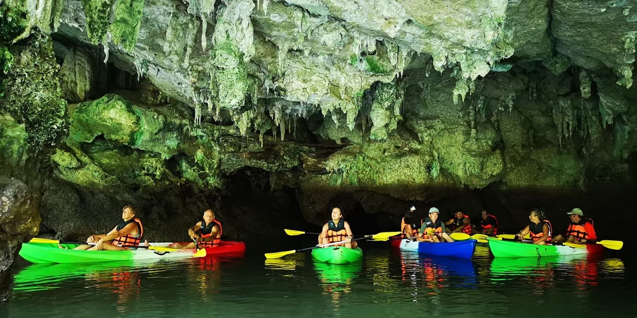 เรือคายัค 2 ที่นั่ง / 2 SEAT