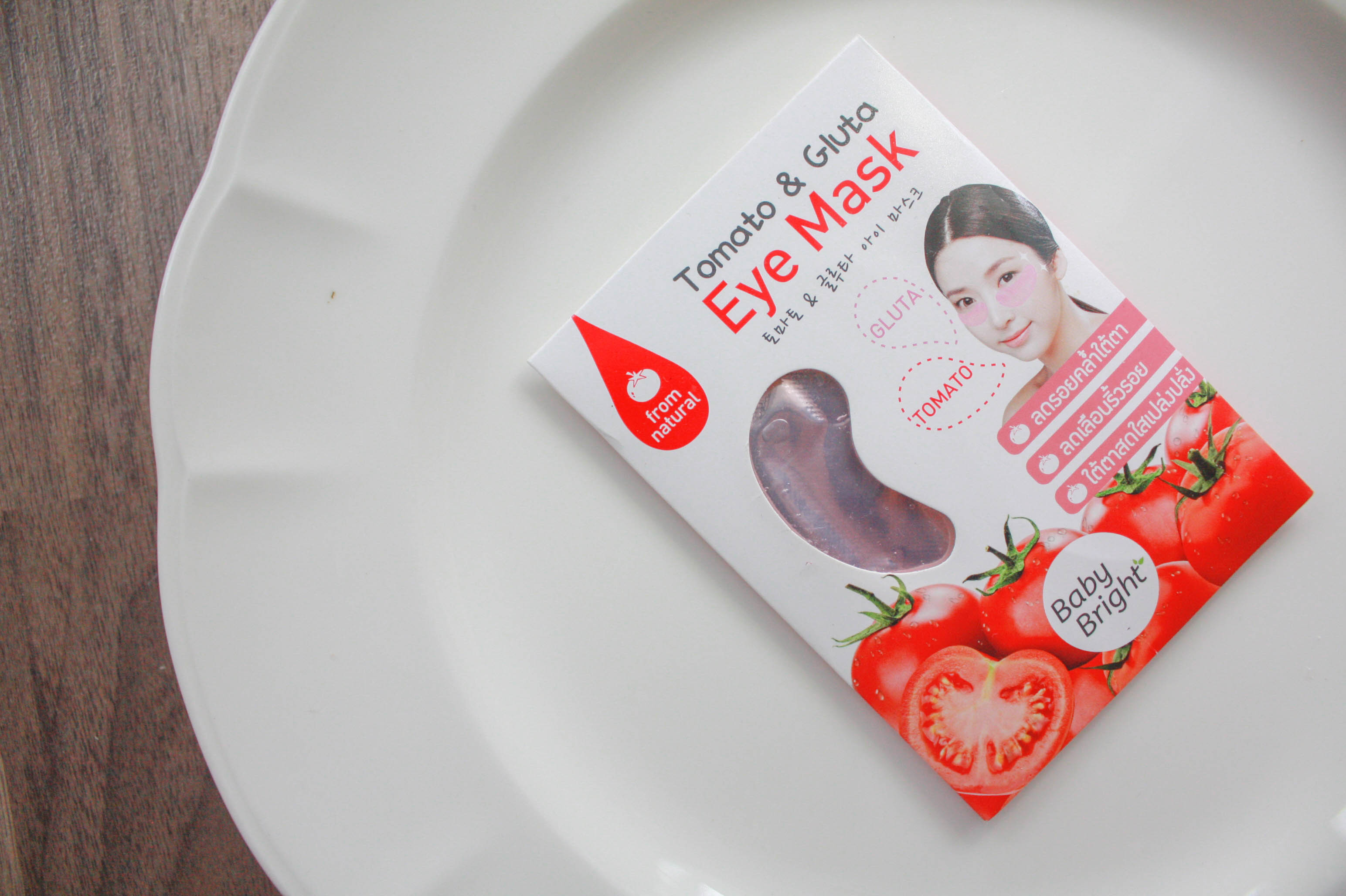 มาส์กตา มะเชือเทศ Tomato & Gluta Eye Mask