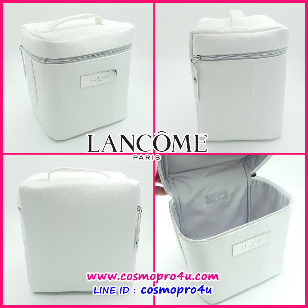 กระเป๋า LANCOME vanity ทรงปิ่นโต(กล่องสี่เหลี่ยม) สีขาว ซับในสีเทา มีแผ่นโลโก้สีเงินด้านหน้ากระเป๋า design ด้านข้างตัดเย็บแบบกระเป๋าหนัง 7x7x5นิ้ว