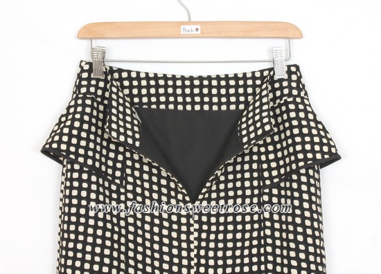 SK-415 กระโปรงแฟชั่น&ทำงาน ทรงสอบแต่งระบาย ผ้า High Twist พิมพ์ลายกราฟฟิก