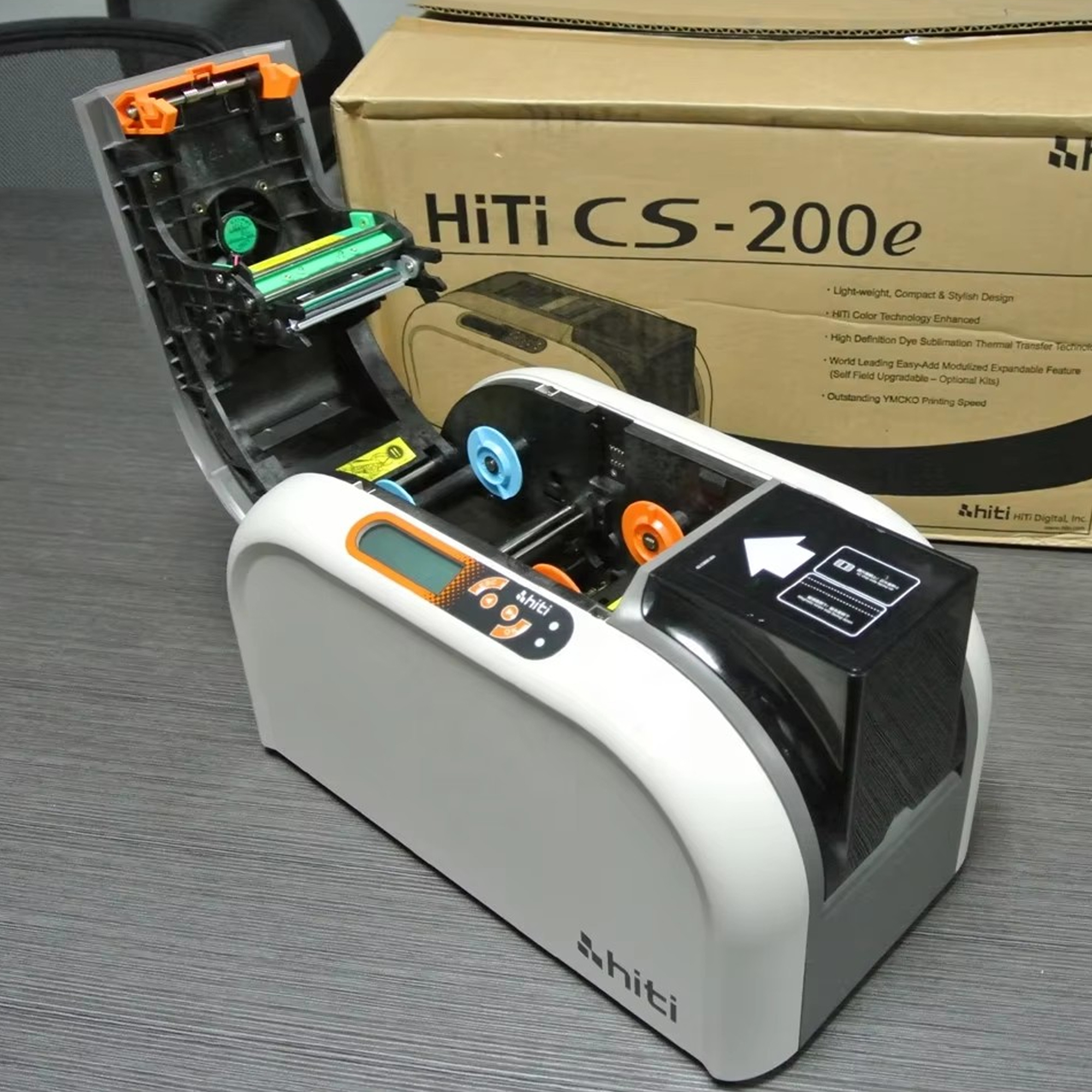 เครื่องพิมพ์บัตรพลาสติก เครื่องพิมพ์บัตรพนักงาน บัตรข้าราชการ บัตรประจำตัว บัตรนักเรียน Card printer direct to card HiTi CS-200E