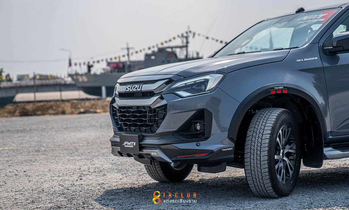 ชุดแต่งสเกิร์ตรอบคัน THUNZER สำหรับ ALL NEW D-MAX 2023 (ตัวสูง)