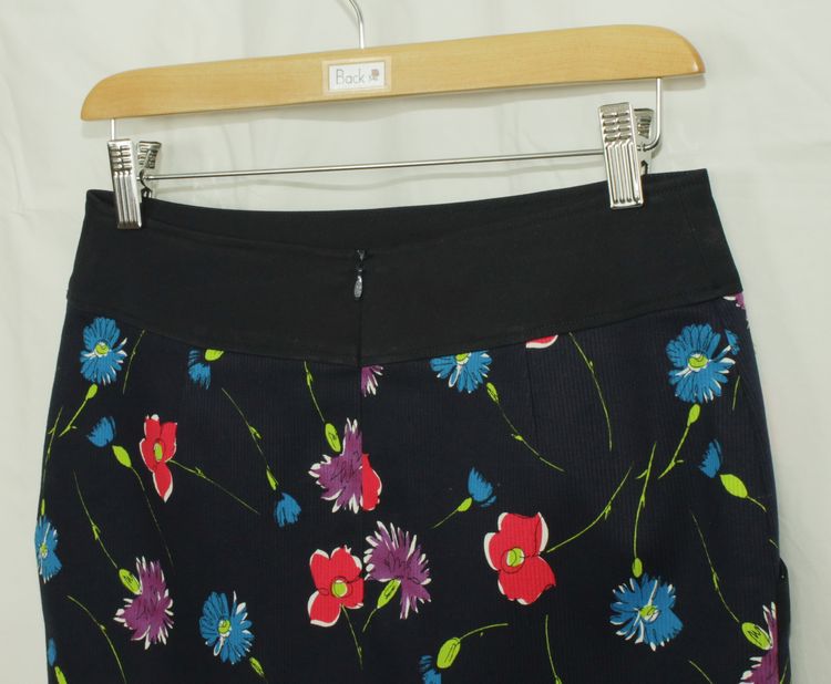 SK-181 กระโปรงแฟชั่น&ทำงาน ทรงสอบ ผ้าญี่ปุ่นผสมสเป็นเด็กพิมพ์ลายดอกไม้โทนน้ำเงิน