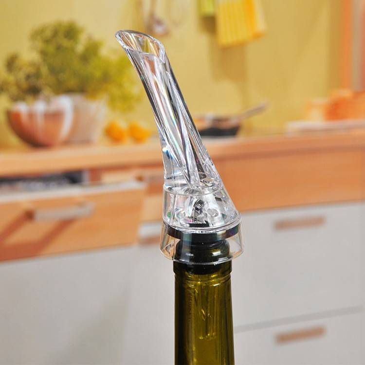 อุปกรณ์ Wine Decanter ใช้สำหรับรินไวน์ให้ไวน์สัมผัสอากาศได้มากขึ้น Aeretor แบบเสียบขวดไวน์