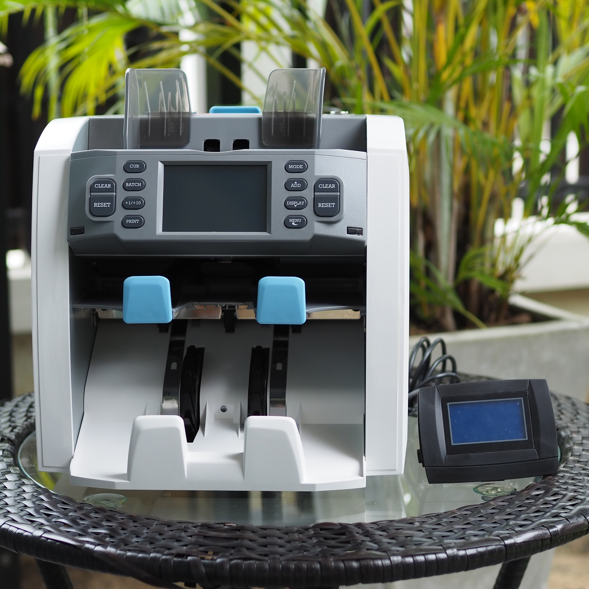 Uni-SMART เครื่องนับธนบัตร เครื่องนับเงิน เครื่องนับแบงค์ ตรวจธนบัตรปลอม US-9510