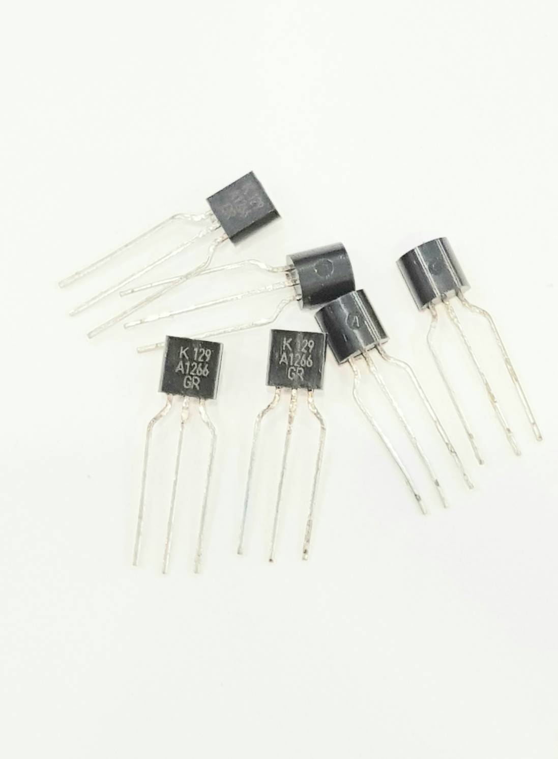 2SA1266 : PNP Silicon Epitaxial Transistor 50V/150mA for switching and AF amplifier