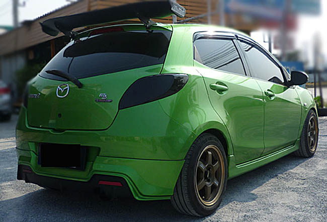 สเกิร์ตหลัง LIMITED MAZDA 2 5 ประตู 2010-2014