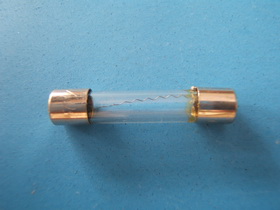FUSE05A30MM : Fuse 5A/250V 30mm.