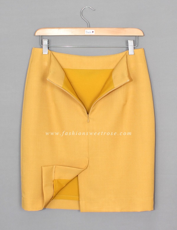SK-437 กระโปรงทรงดินสอ ผ้า Double Twist สีเหลือง