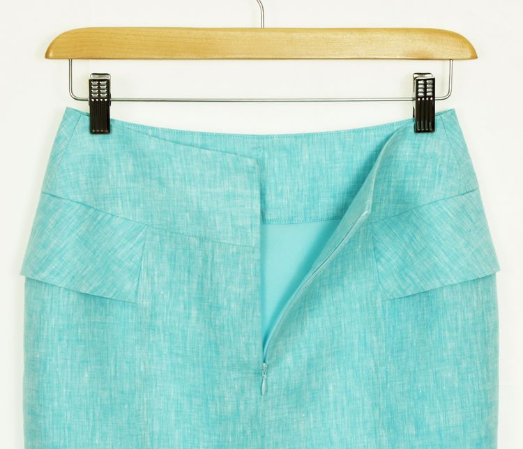 SK-162 กระโปรงแฟชั่น&ทำงาน ทรงสอบ ผ้าลินินญี่ปุ่นสีฟ้า มีลายในตัว