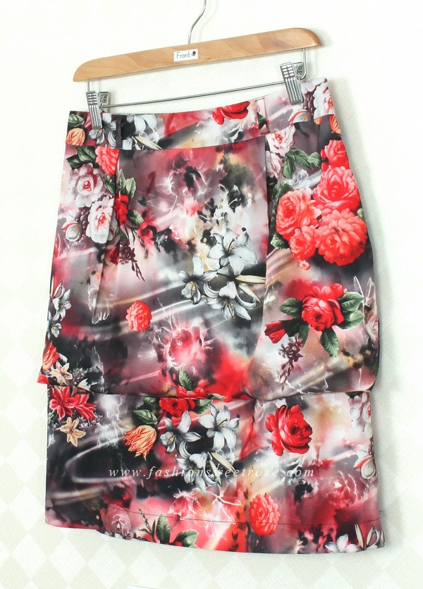 SK-321 กระโปรงแฟชั่น&ทำงาน ทรงสอบ ผ้าไหมอิตาลีพิมพ์ลายดอกกุหลาบแดง ตัวกระโปรงซ้อนกัน 2 ชั้น