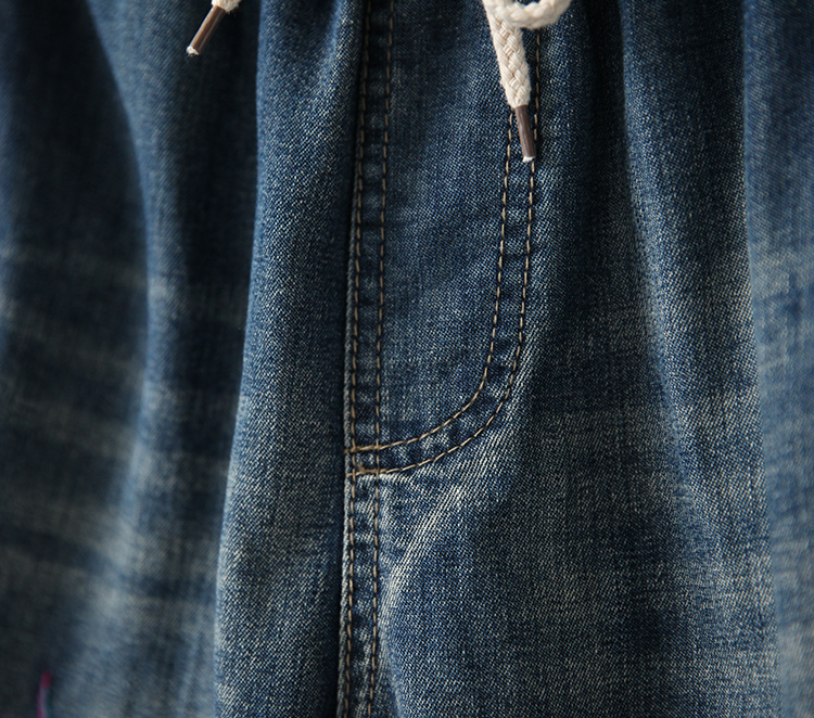 JPNT-008 กางเกงยีนส์ขายาว 5 ส่วน ปักลายดอกกุหลาบ เอวยางยืด เนื้อผ้านิ่มไม่หนา