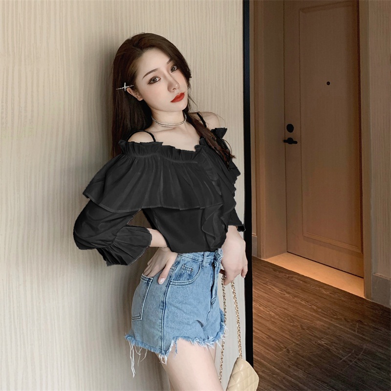 เสื้อลินินเปิดไหล่ แขนยาว Linen blouse