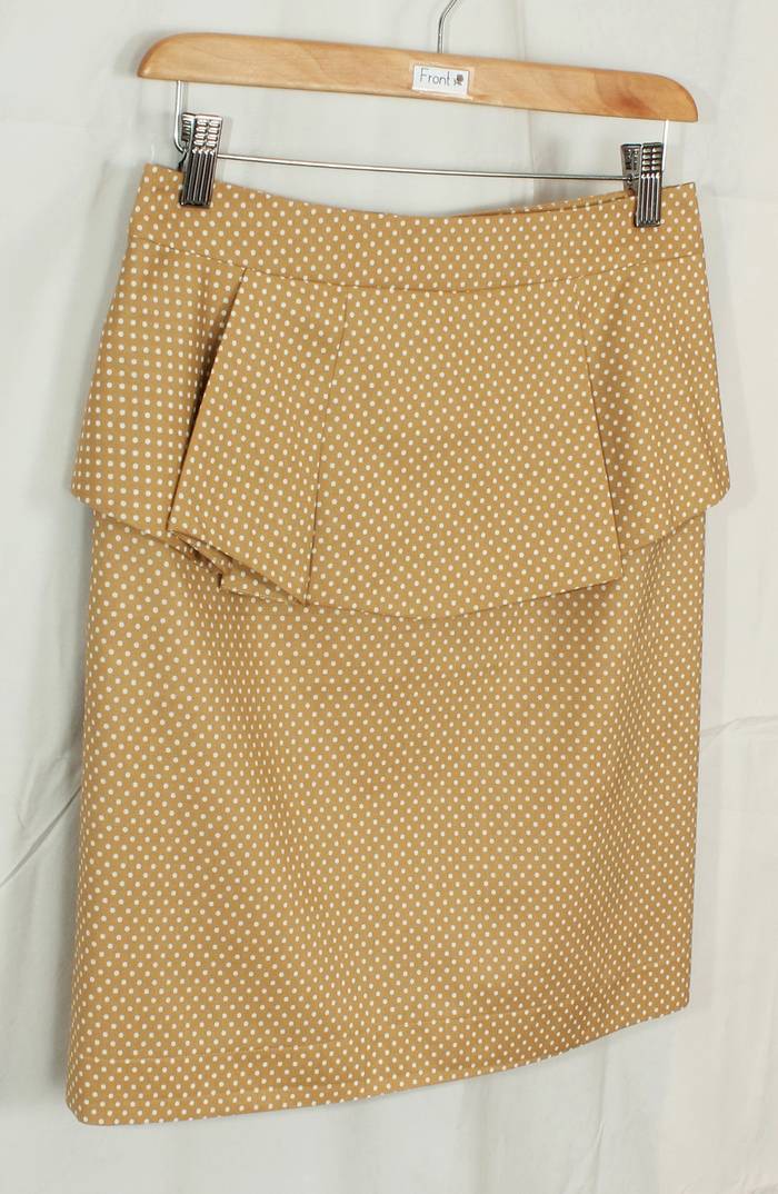 SK-196 กระโปรงแฟชั่น&ทำงาน ทรงสอบ ผ้าคอตต้อนญี่ปุ่นสีน้ำตาลคาลาเมล ด้านหน้ากระโปรงจับจีบระบาย