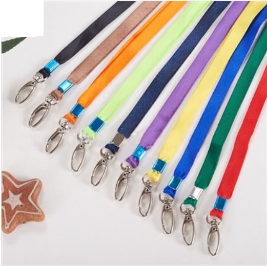 สายคล้องคอ ผ้าโพลีเอสเตอร์ พร้อมก้ามปูโลหะ ความยาวทั้งหมด ประมาณ 47 ซม. 1 เส้น