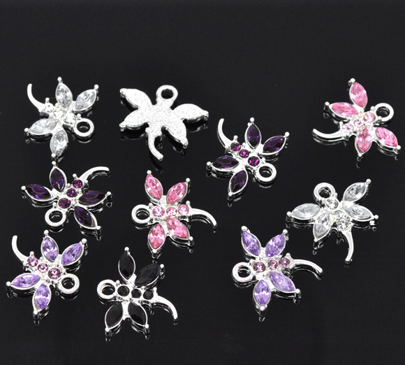 ตัวห้อย/จี้ โลหะเงินประดับพลอยRhinestone รูปแมลงปอ ขนาด 20x19mm 5 ชิ้น