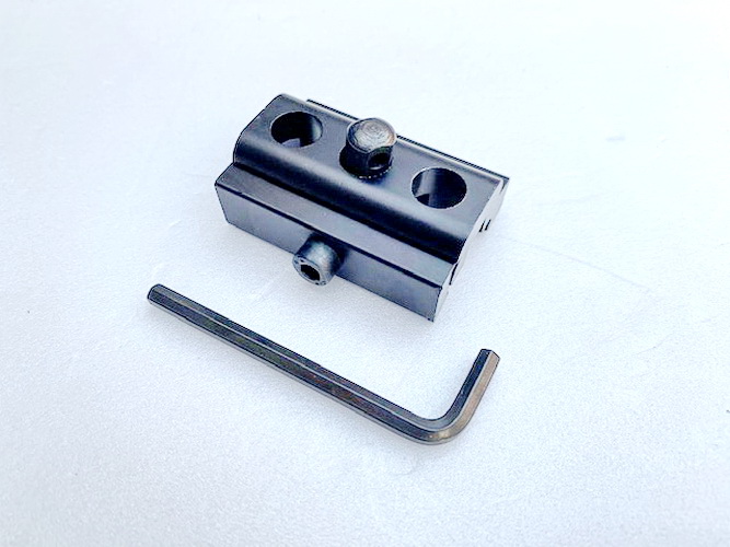 Picatinny Adapter 21 mm. สำหรับยึดกับขาทราย เพื่อให้สามารถยึดราง 21 mm