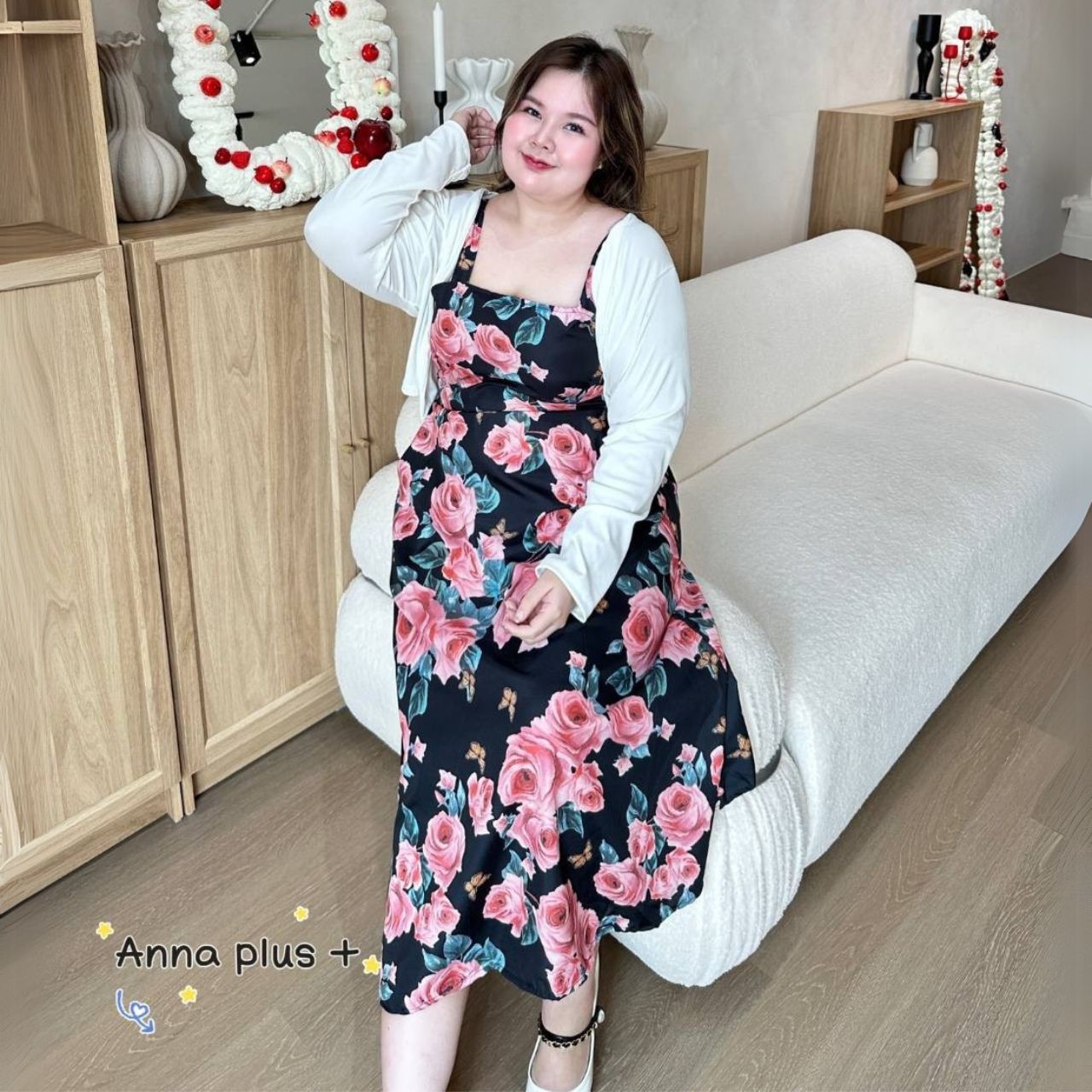 A210 เดรสสาวอวบ สายเดี่ยวสม็อคหลัง มาพร้อมเสื้อคลุมจะรับแต่เดรสอย่างเดียวก็ได้ เสื้อคลุมเลือกสีได้ เดรสอกได้ถึง50นิ้ว ออฟไวท์ ชมพู ดำ อก40-50นิ้ว