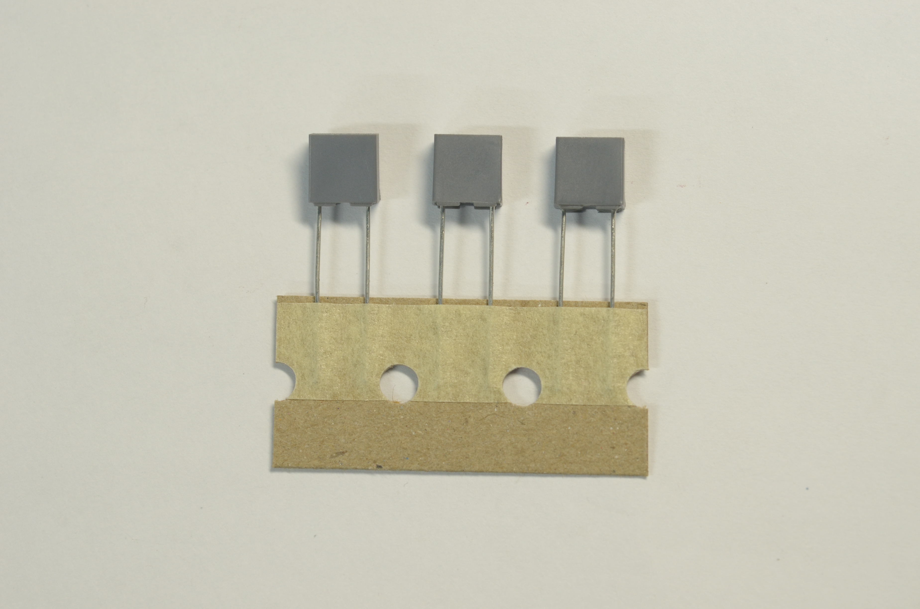 C212E104K3AC : 0.1uF/250V,10%, FILM CAP