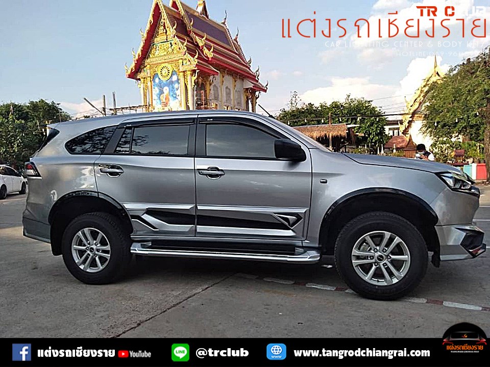 ชุดแต่งสเกิร์ตรอบคัน RIDER M V1 สำหรับ Mu-X 2021