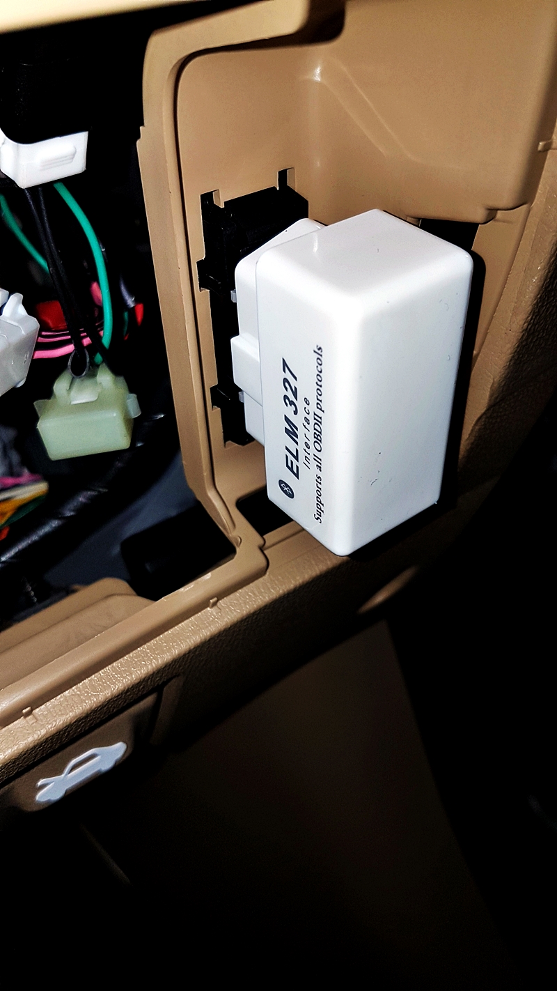 HYUNDAI H-1 ELITE 2016 [ จอแท้ตรงรุ่น + กล้องหลังแท้ + จอเพดาน + ดิจิตอลทีวี ] {ฉ3760}