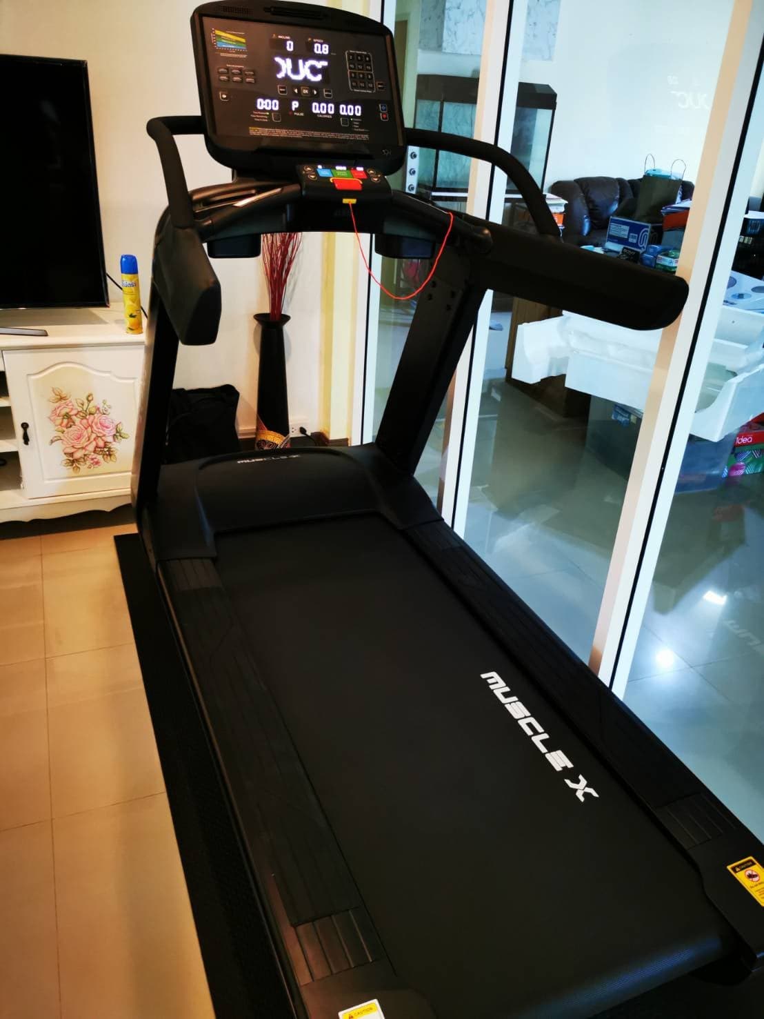 ลู่วิ่งไฟฟ้า G5100 PRO | ลู่วิ่งเชิงพาณิชย์คุณภาพสูงสำหรับฟิตเนสและใช้ในบ้านระดับพรีเมียม