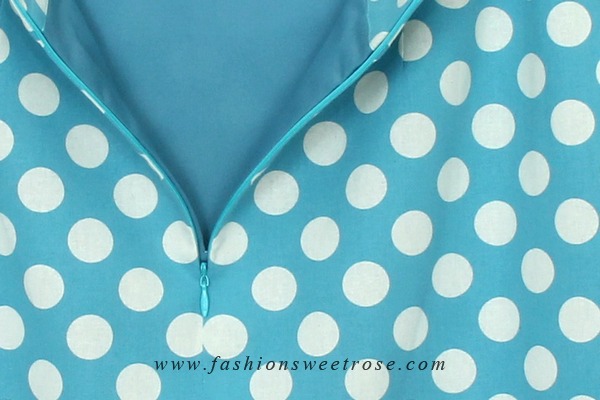 SK-317 กระโปรงแฟชั่น&ทำงาน ทรงบาน ผ้าคอตต้อนลินินญี่ปุ่นพิมพ์ลาย Polka Dot พื้นฟ้าจุดขาว