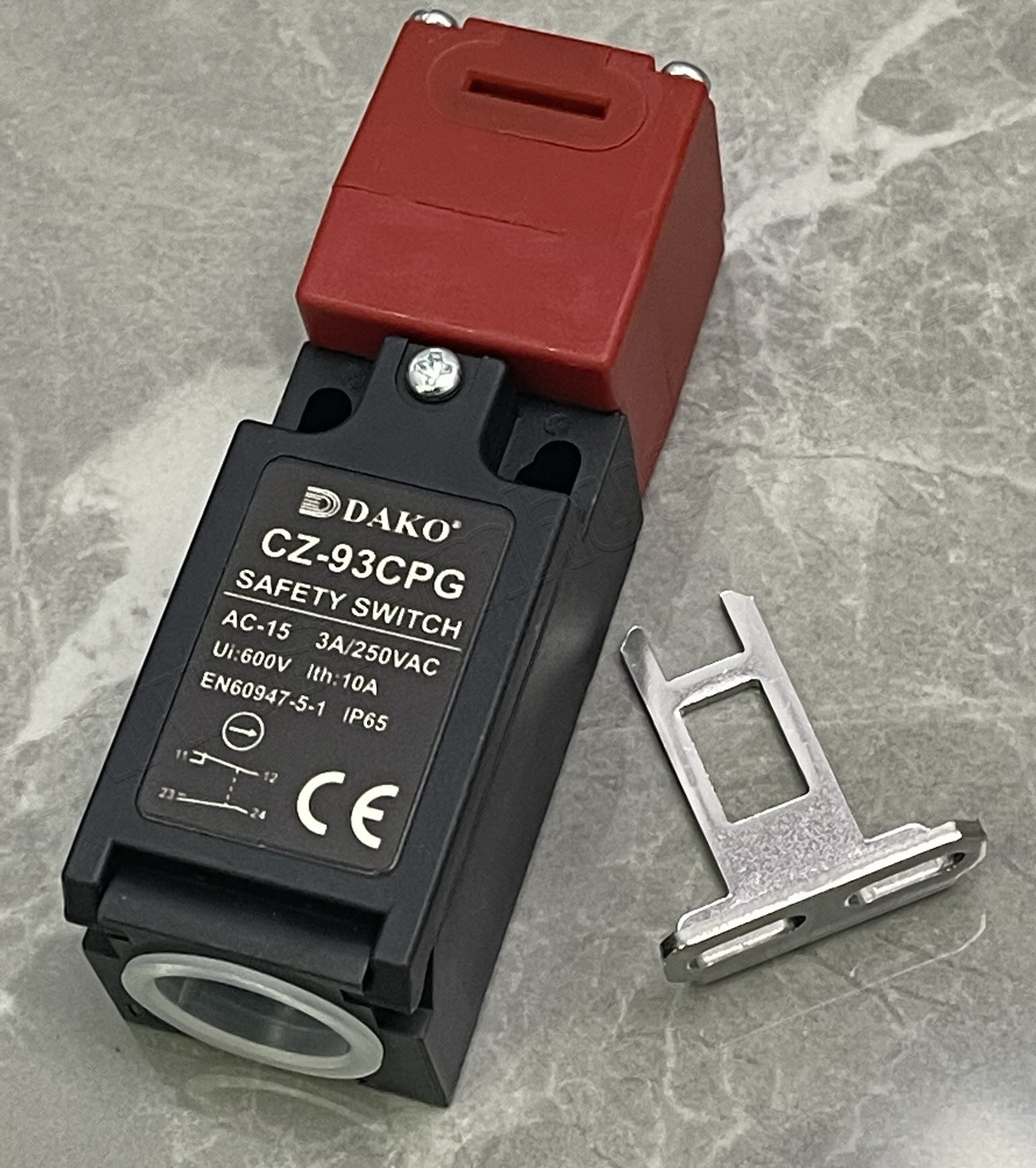 ลิมิตสวิทช์ เซฟตี้คีย์ อินเตอร์ล็อค สวิทช์ Safty Key Interlock Switch (DAKO) CZ-93CPG, CZ-93BPG, CZ93-K1, CZ93-K2, CZ93-K3 กุญแจ safety switch