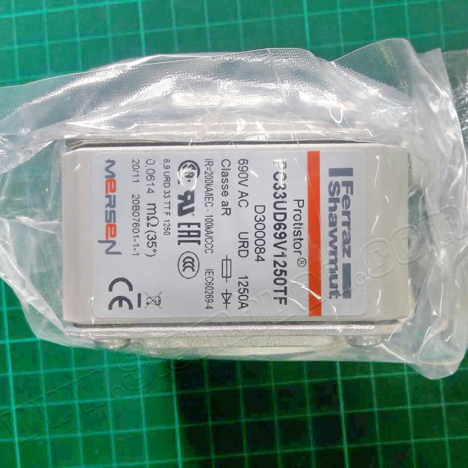 SEMICONDUCTOR PROTECTION FUSES Square-body Protistor size 33 aR 450 to 690VAC (IEC) / 700VAC (UL) (Ferraz Shawmut, MERSEN)