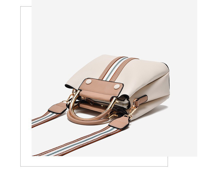 BAG-001 กระเป๋าถือแฟชั่นพร้อมสายสะพายสำหรับคุณผู้หญิง สีขาวออฟไวท์