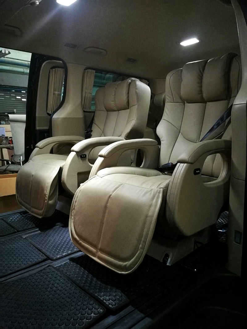 HYUNDAI H-1 DELUXE [ คอนโซลเพดาน + ประตูไฟฟ้า + เบาะ + ชุดแต่ง + ช่วงล่าง ] - ฮพ7222