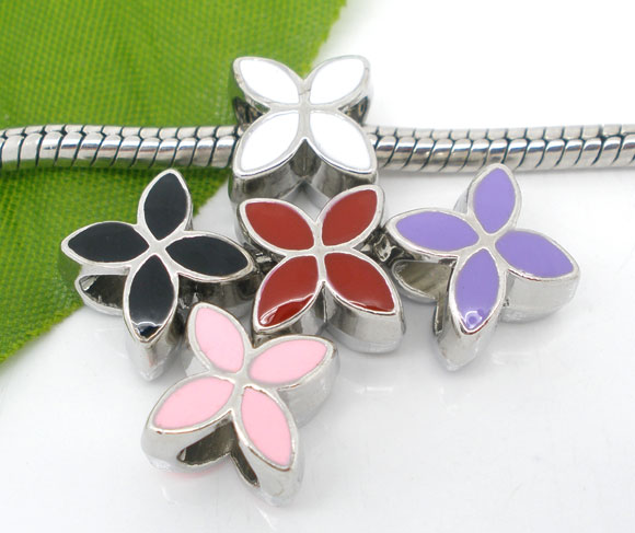 ลูกปัดอโลหะเคลือบรูปดอกไม้ 4 กลีบ 2x11mm 10 เม็ด คละสี