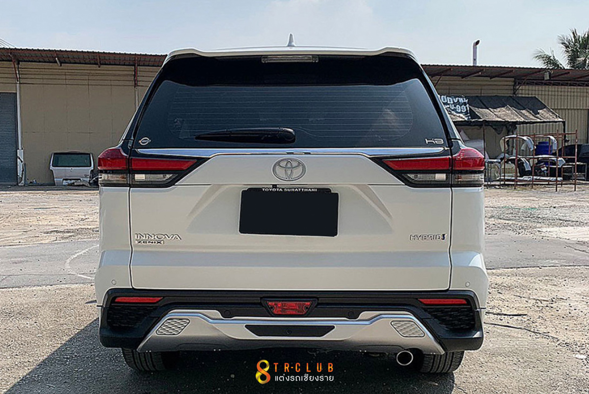 ชุดแต่งสเกิร์ตรอบคัน MODELISTA - INNOVA ZENIX 2023