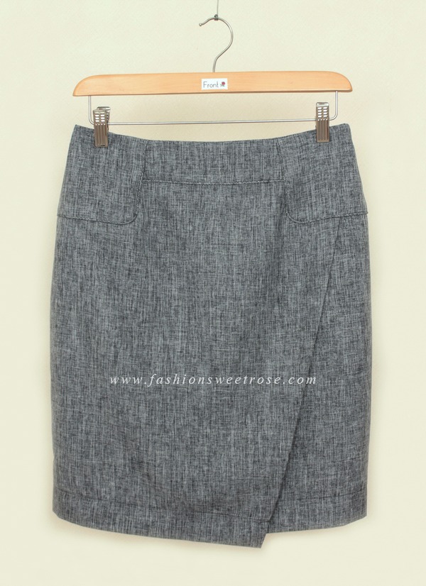 กระโปรงทรงสอบ ผ้าคอตต้อนลินินไอริสสีน้ำเงิน ด้านหน้ากระโปรงดีไซน์เรียบหรู / SK-439