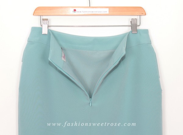 SK-470 กระโปรงทรงสอบ ผ้า Double Twist สีฟ้าพาสเทล