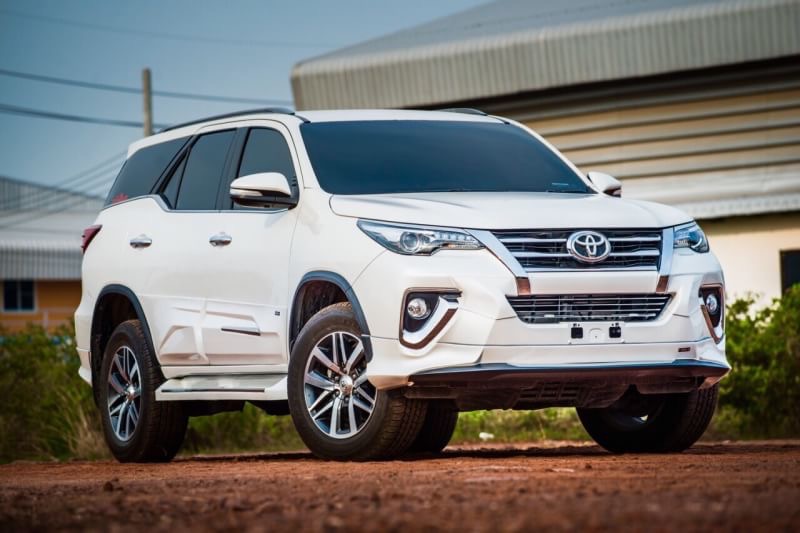 ชุดแต่ง FREEFORM F9 FORTUNER ปี 2015