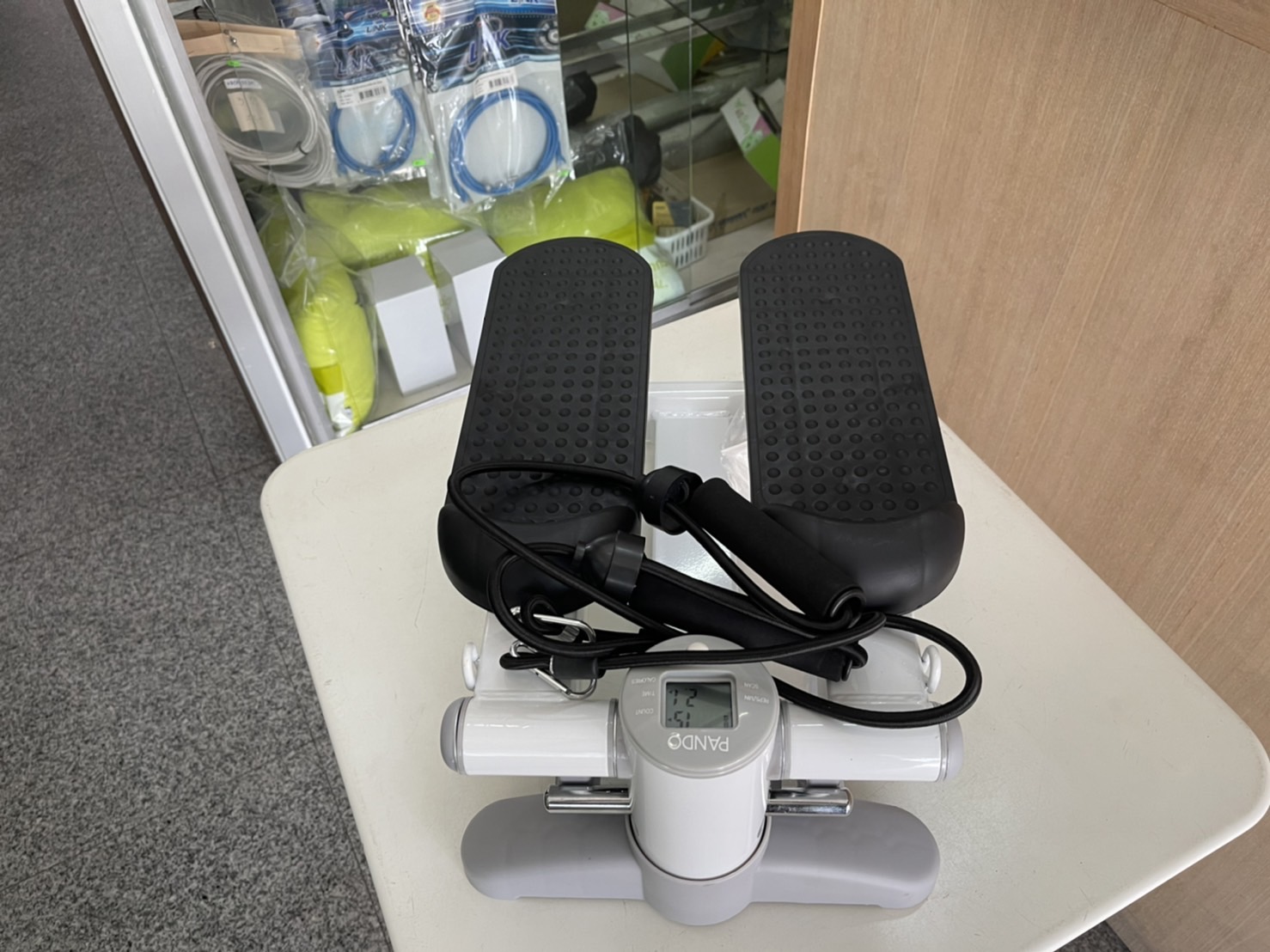 PANDO Stepper เครื่องบริหารต้นขาและน่อง รับประกันสินค้า 1 ปี
