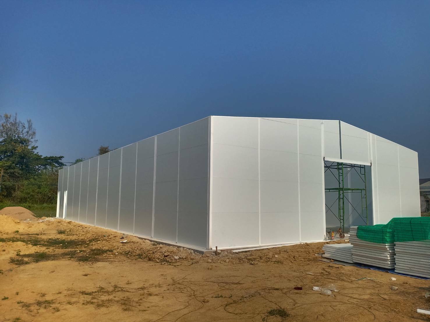 โกดังสำเร็จรูป HW-C 12x22x4m ผนังหลังคาEPSโฟม