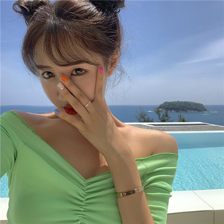 เสื้อครอปไหมพรม Mini crop top