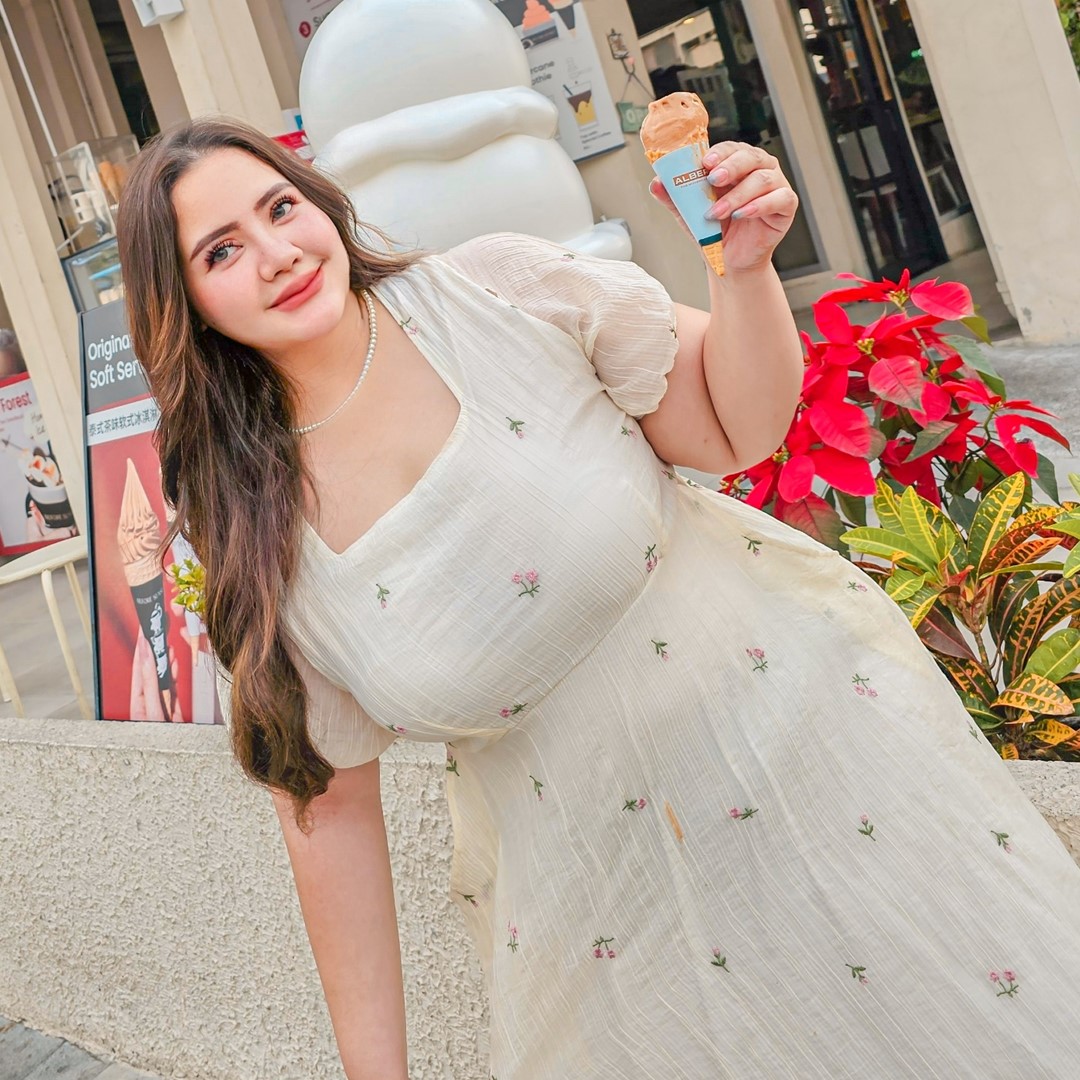 A192 เดรส สาวอวบ ผ้าปักลายดอก ซับในทั้งตัว อกได้ถึง52นิ้ว ออฟไวท์ดอกเหลือง ออฟไวท์ดอกชมพู ฟ้า ชมพู อก40-50นิ้ว