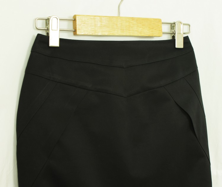 SK-135 กระโปรงแฟชั่น&ทำงาน ทรงสอบขอบเอวตัดต่อเป็นเส้น ผ้าคอตตอนญี่ปุ่นสีดำ