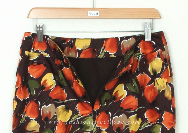 กระโปรงแฟชั่น&ทำงาน กระโปรงทรงสอบผ้าคอตต้อนพิมพ์ลายดอกทิวลิป / SK-322